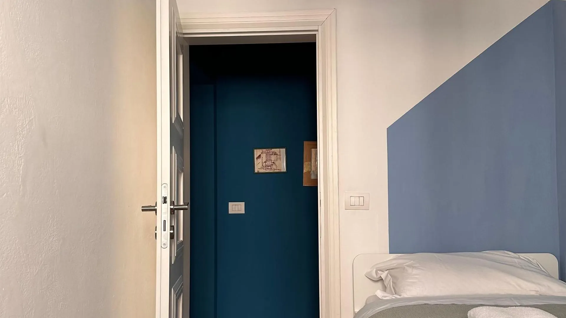 Flora Apartment Florencia 0*,  Italia